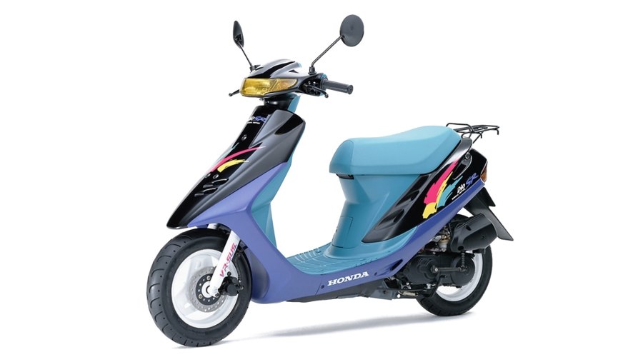 Honda Dio 27 Stunt