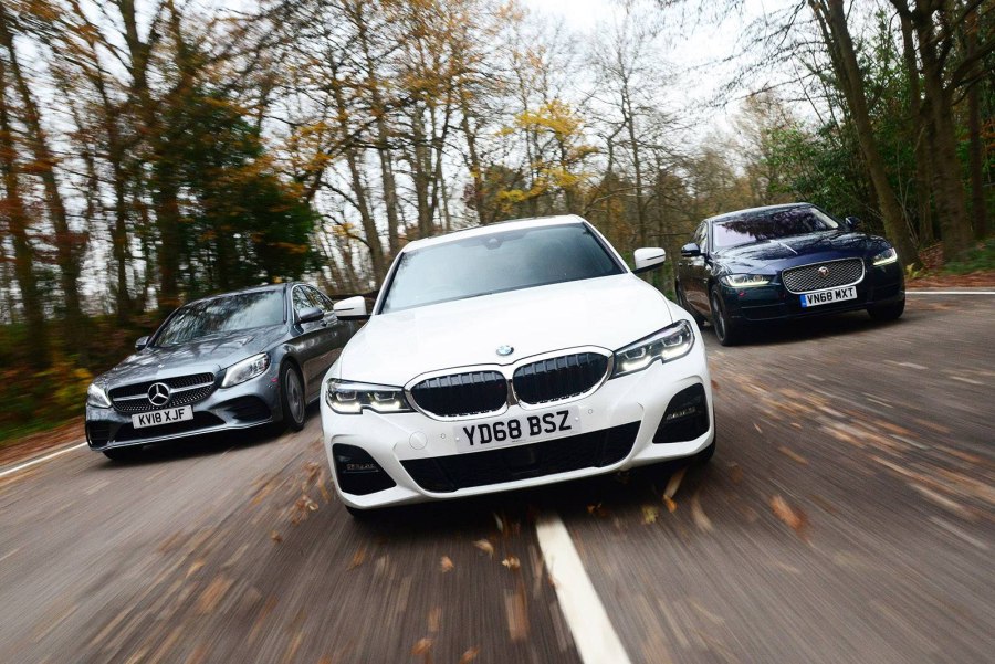 Jaguar xe 2020 vs BMW