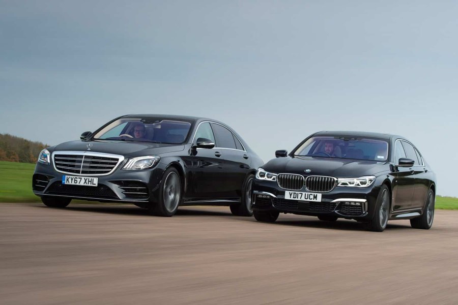 BMW 7 vs Mercedes s