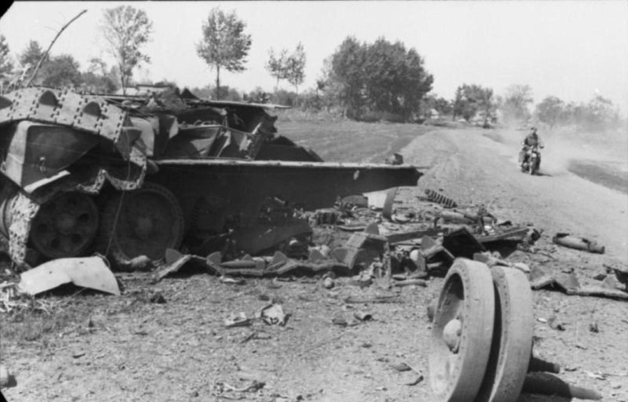 Подбитые советские танки 1941