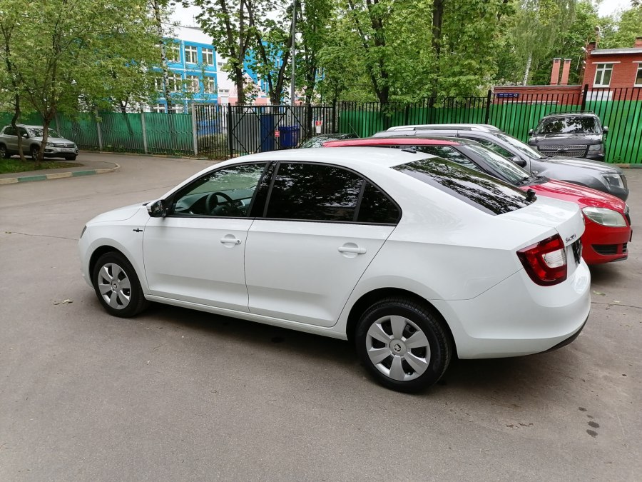 Skoda Rapid 1 Рестайлинг синий