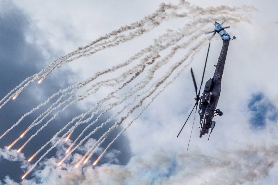 Военные вертолеты съедят