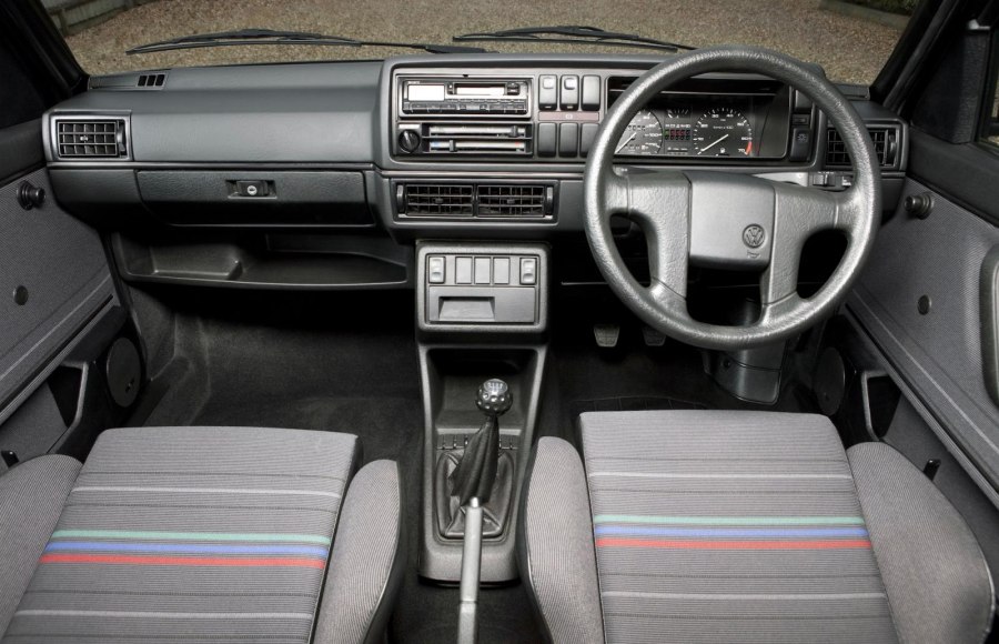 VW Golf mk2 салон