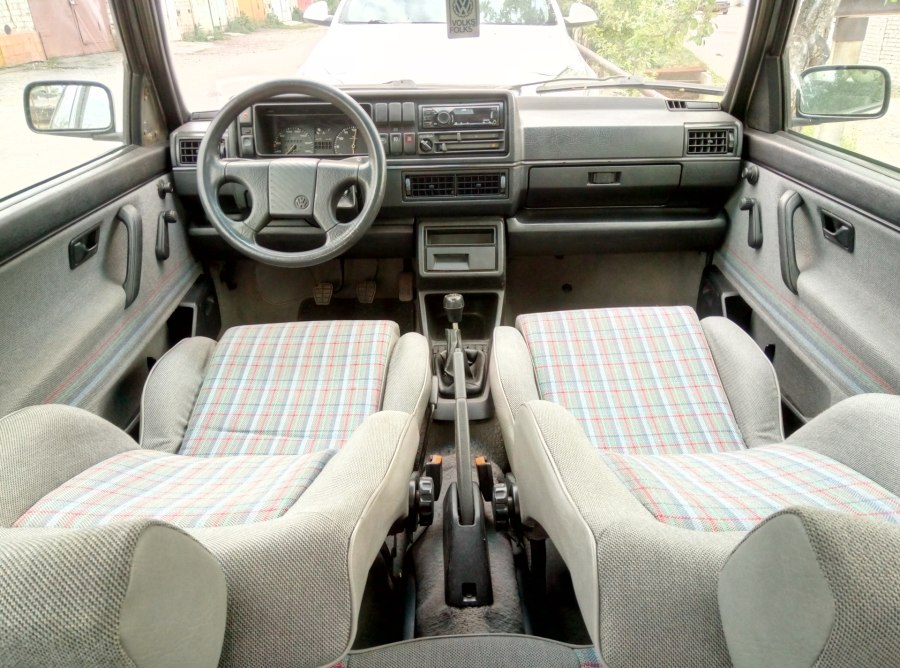 Volkswagen Golf mk2 салон