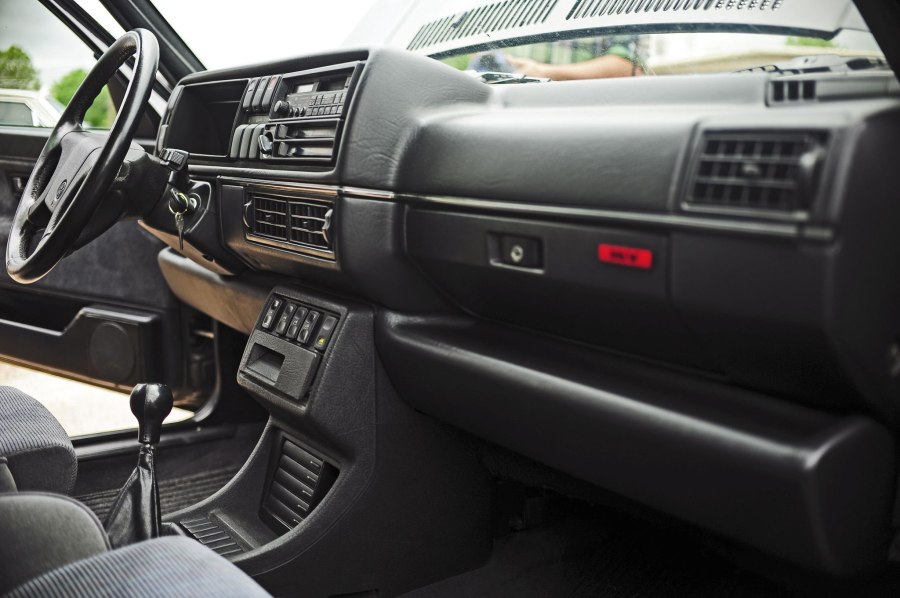 VW Golf GTI mk2 Interior