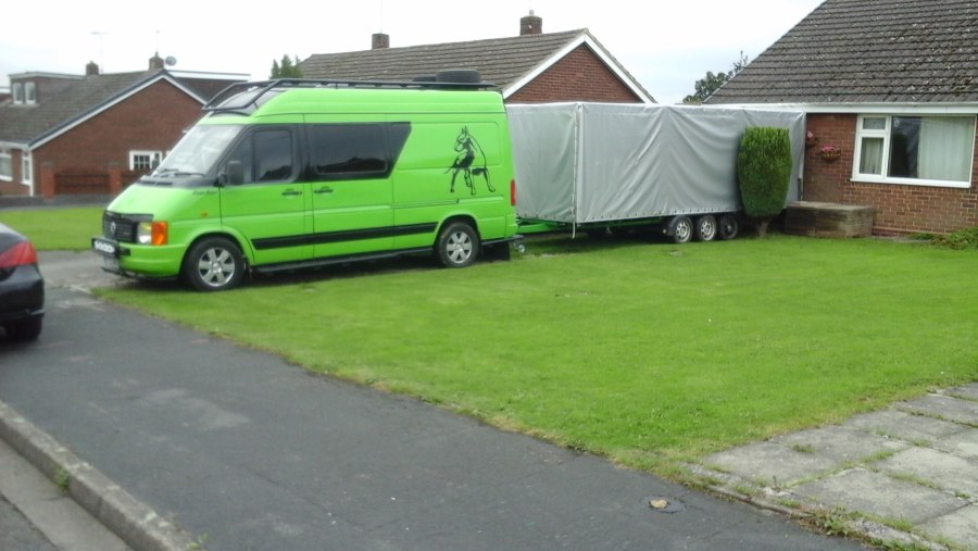 Green VW lt80