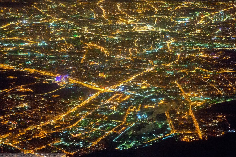 Ночная Москва с высоты птичьего полета