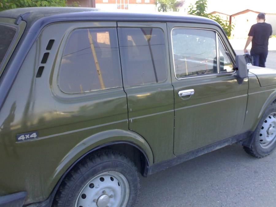 Нива хаки 303