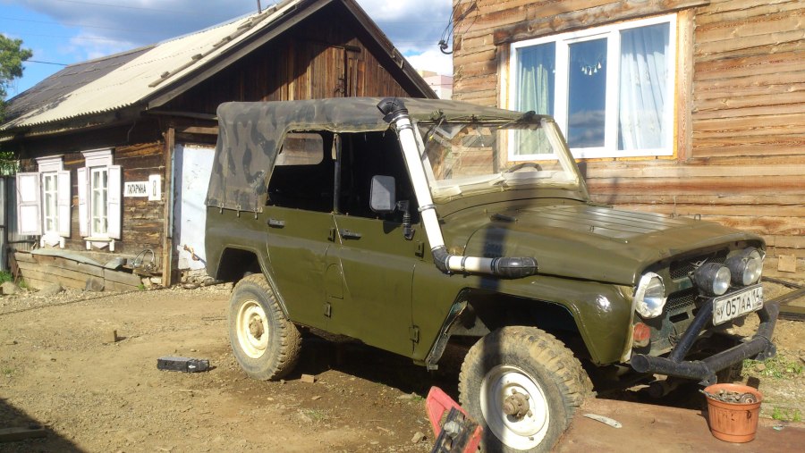 УАЗ 31512 хаки