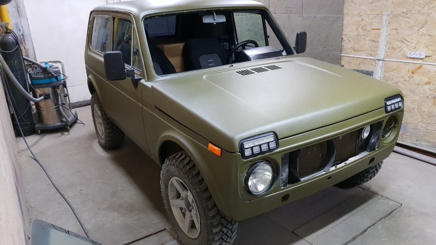 Нива цвет хаки 303 Раптор