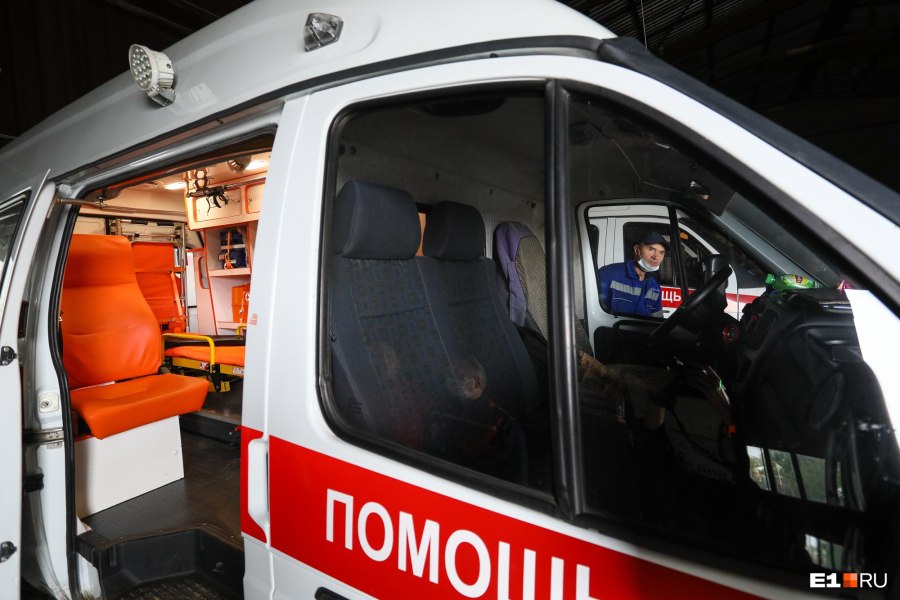 Омск скорые у Минздрава