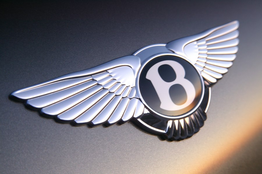Hyundai Equus Emblem