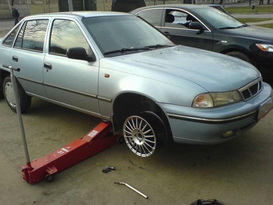 Daewoo Nexia n150 r17