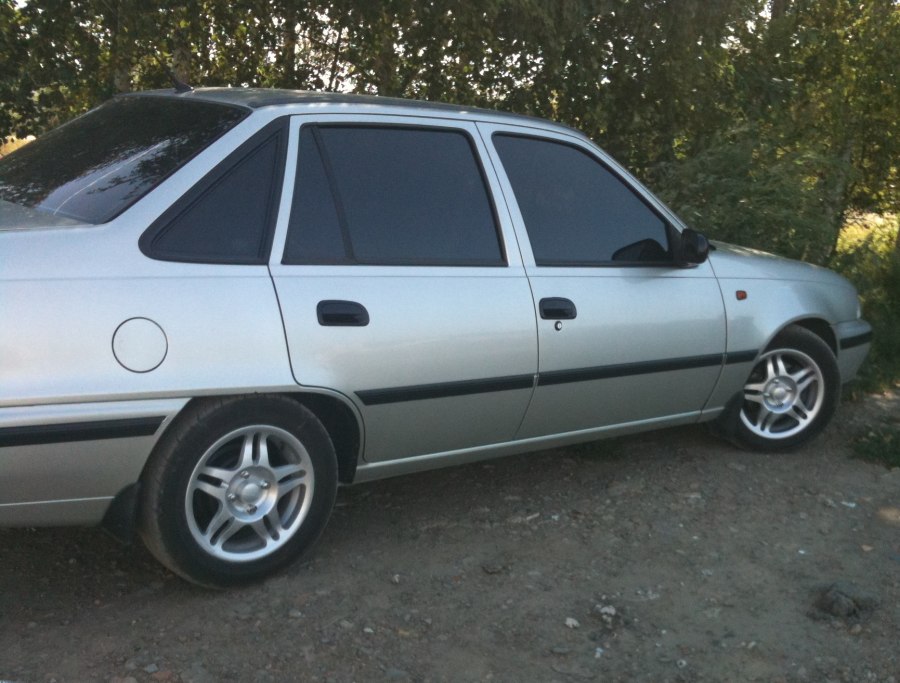 Daewoo Nexia n150 на 15 литье