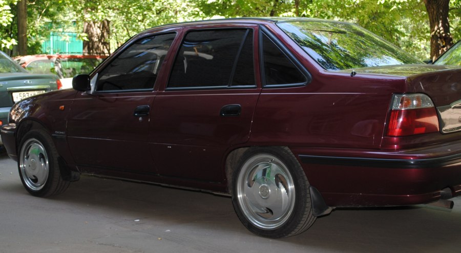 Дэу Нексия r16