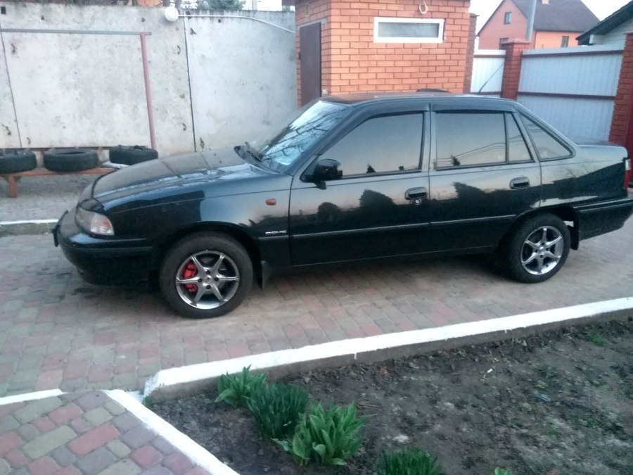 Daewoo Nexia 195/50 r15