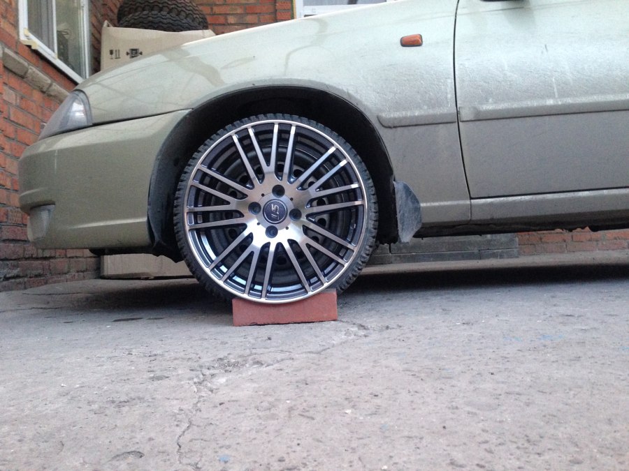195/60 R15 на нексию