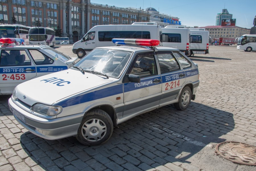 Патрульная машина полиции