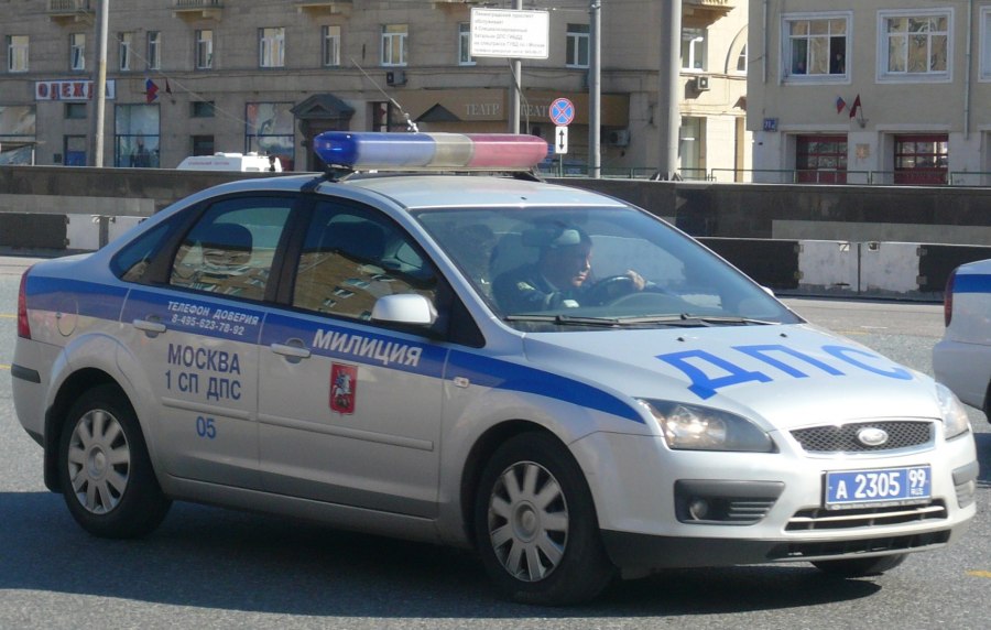 Полицейская машина ДПС