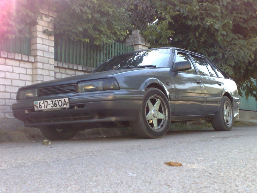Mazda 626 1985 широкие колеса