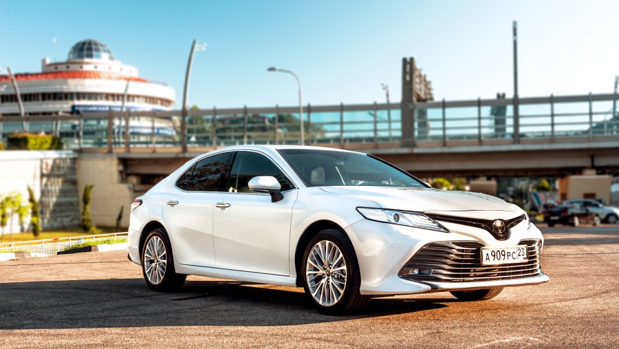 Toyota Camry xv70 2017