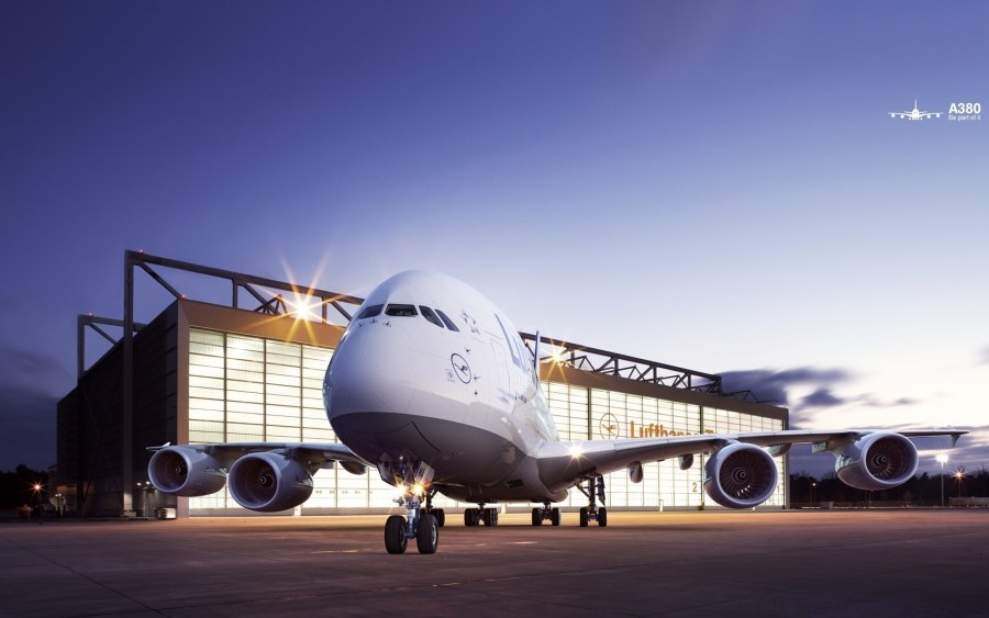 Airbus a380 в аэропорту толмачёво