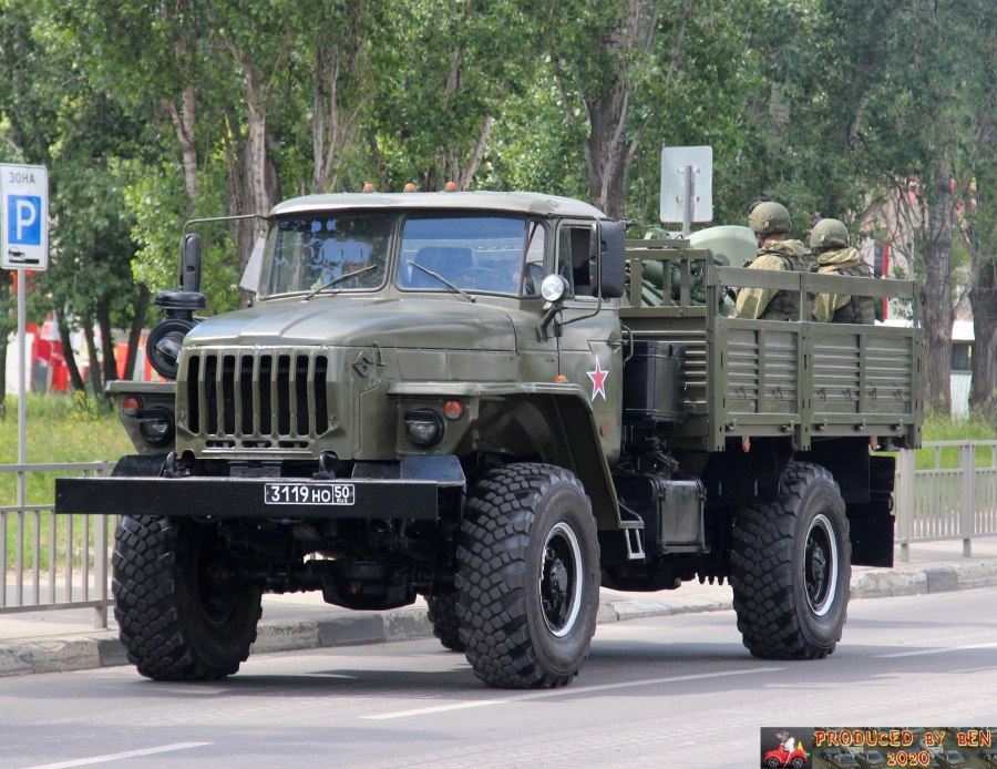Урал 4320 внутри