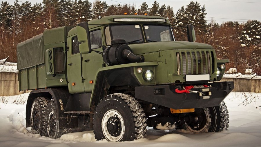 Урал 5551