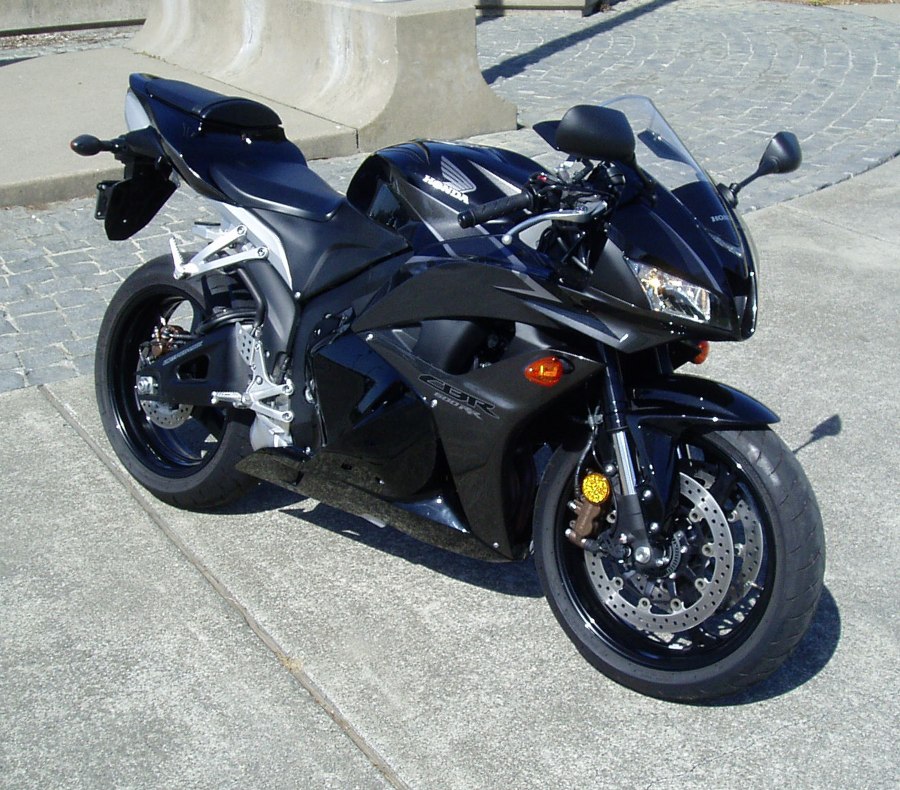 Хонда СБР 600 RR