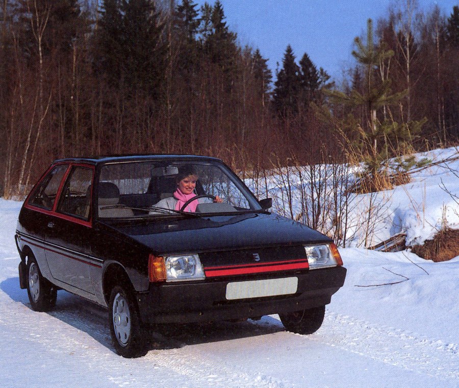 ЗАЗ-1102 Таврия 4 дверная