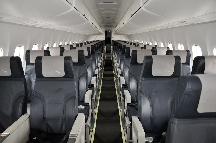 Бомбардье DHC-8 q400