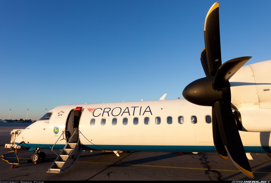 Dash 8 q400 Якутия