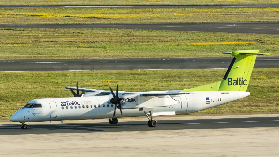 De Havilland Canada DHC 8-400 Dash 8q Аврора