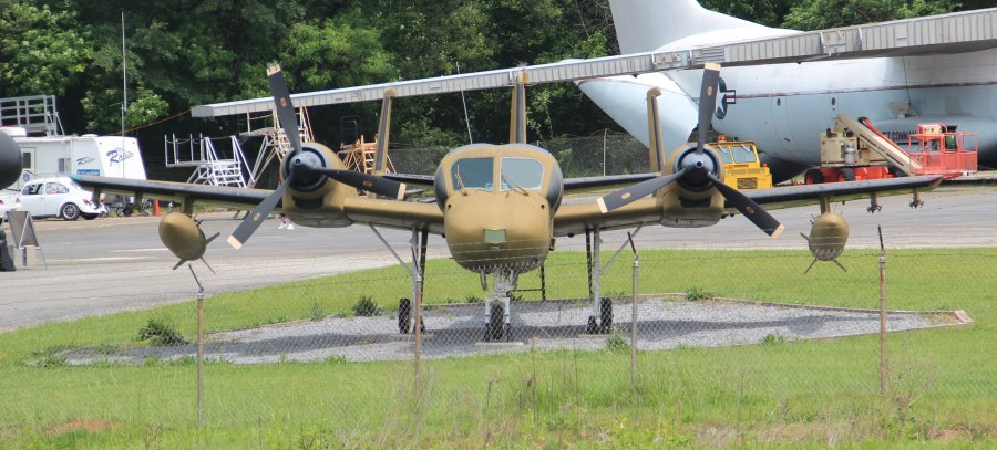 Шасси самолёта Grumman ov 1 d Mohawk