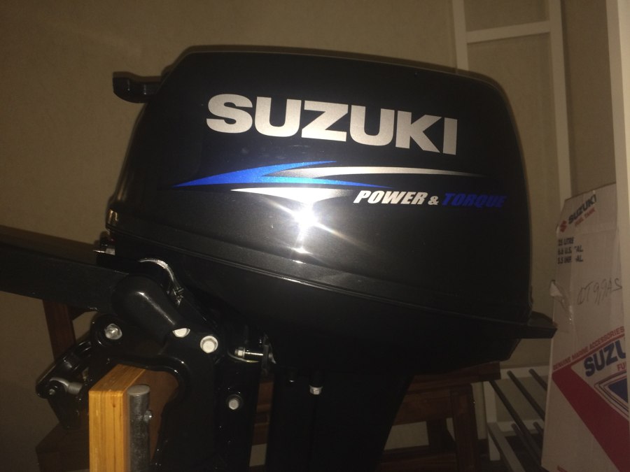 Suzuki DF9.9