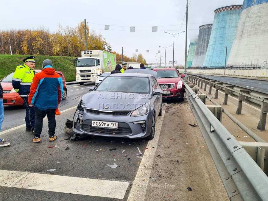 Машина на улице