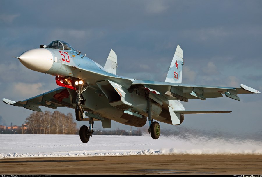 Су-27 двухдвигательный реактивный самолёт