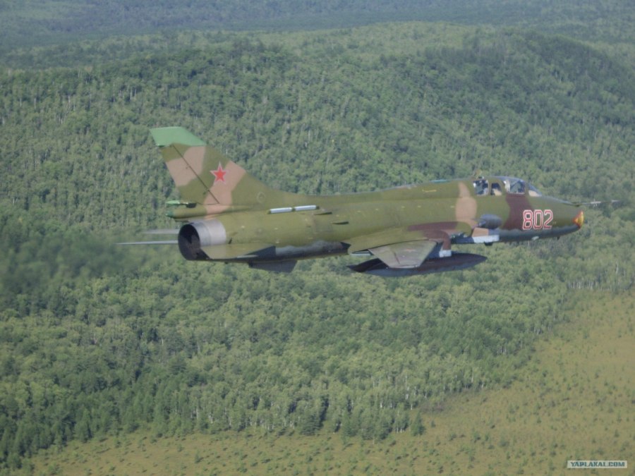 Самолет Су-17м3