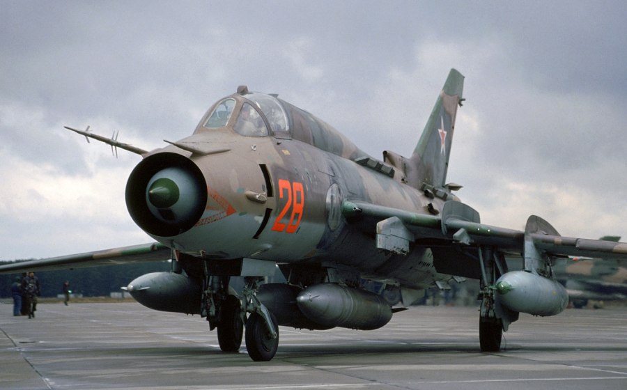 Самолёт Су-17м4