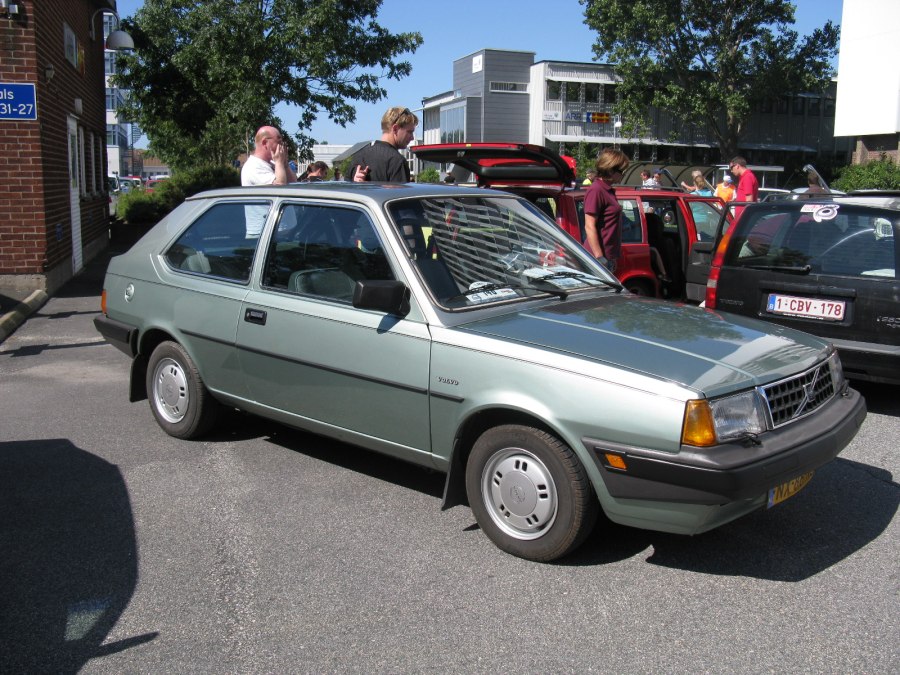 Volvo 340 1988