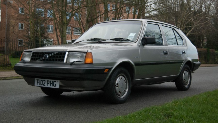 Volvo 340 SL