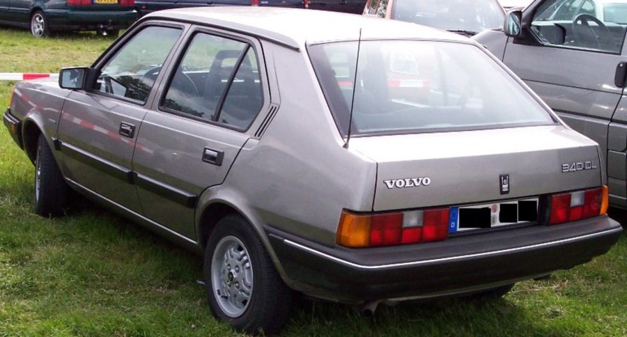 Volvo 340 stance