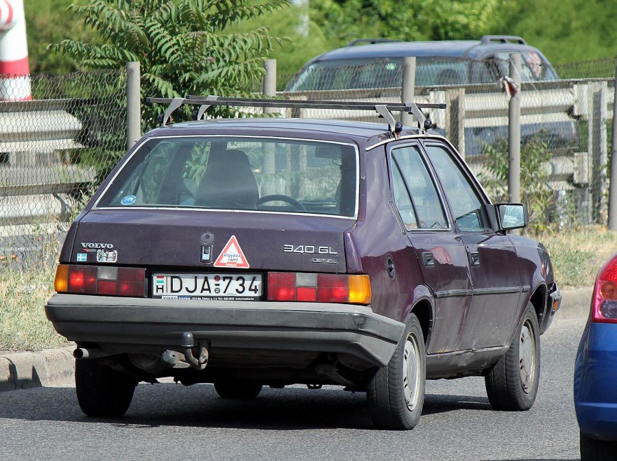 Volvo 340 SL
