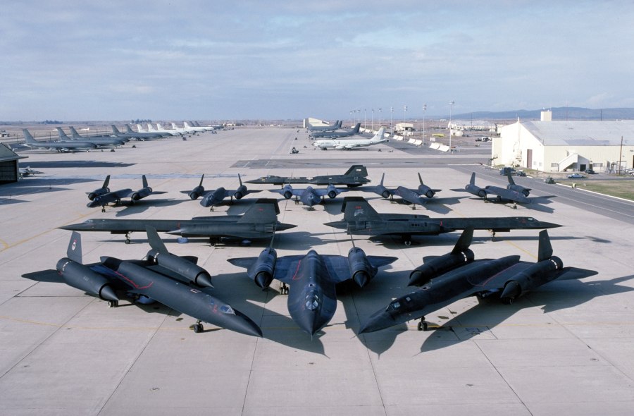 Самолет SR-71 Blackbird