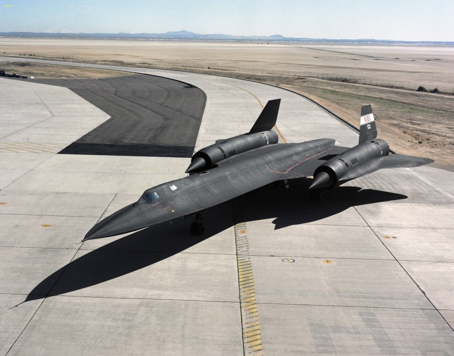 Самолет SR-71 Blackbird