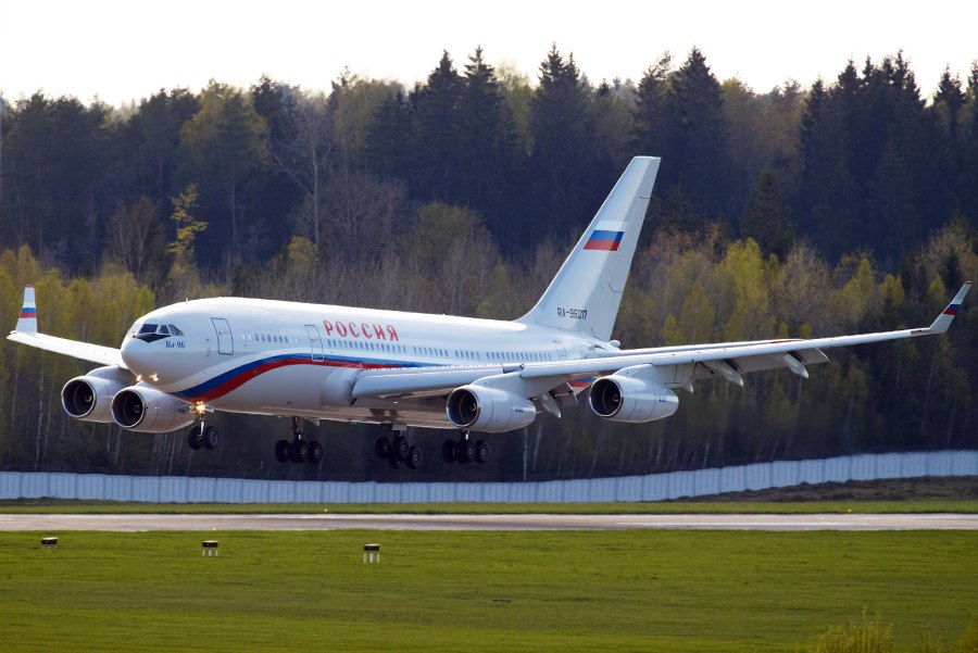 Ил-96-300 президентский