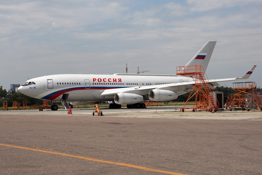 Ил-96-550