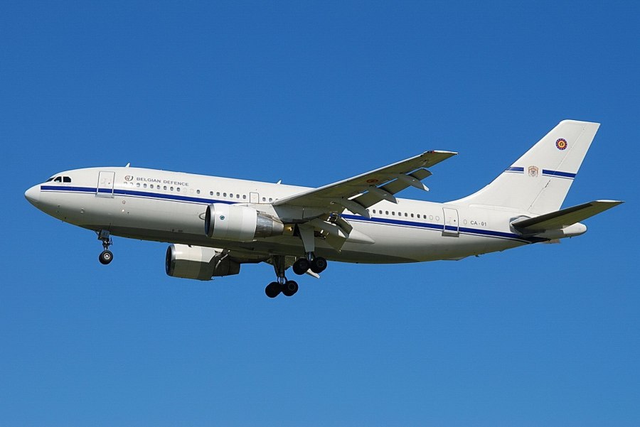 Airbus a310-200 Wing