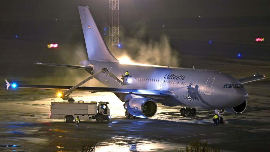 Ил 310