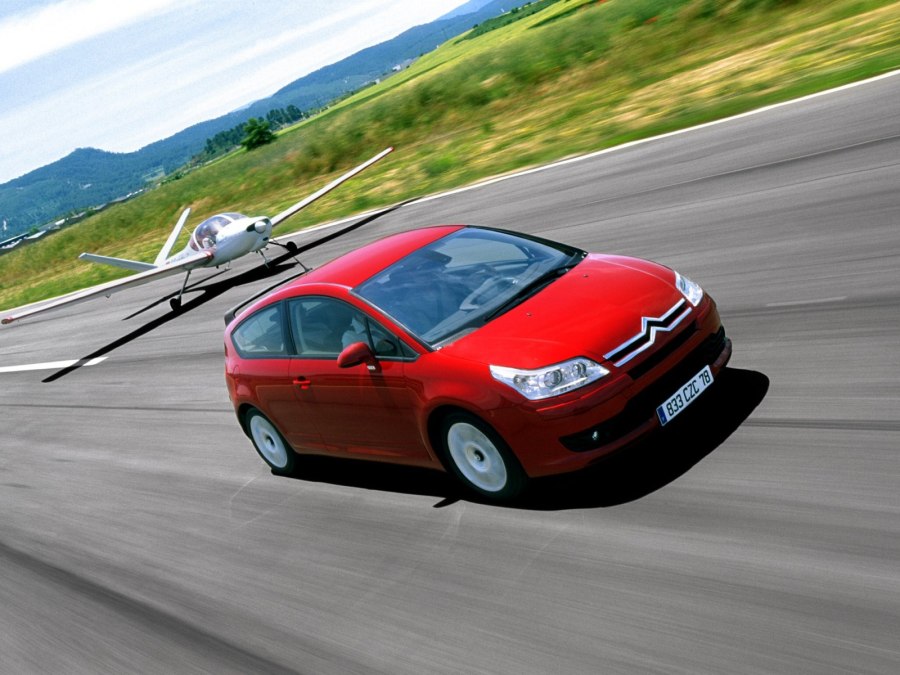 Citroen c4 Coupe 2008 салон